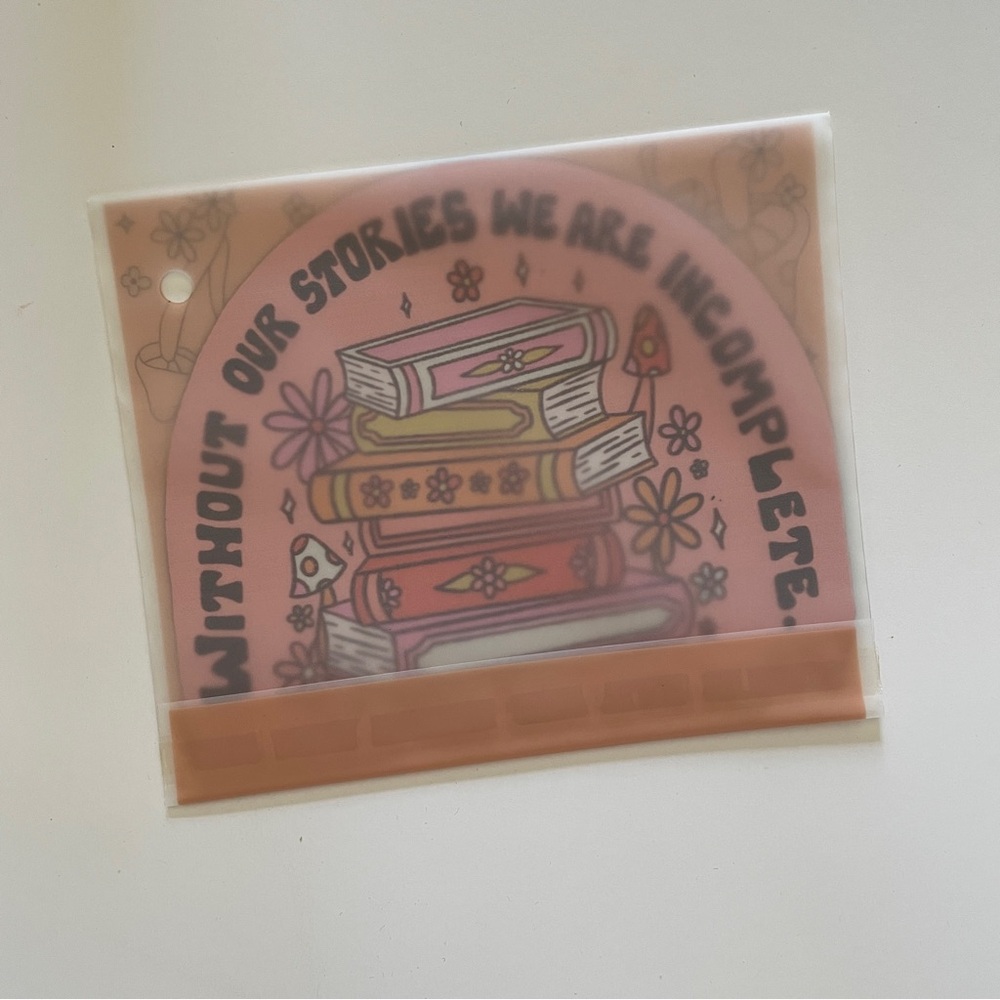 Bookish Box June 2024 Magnet